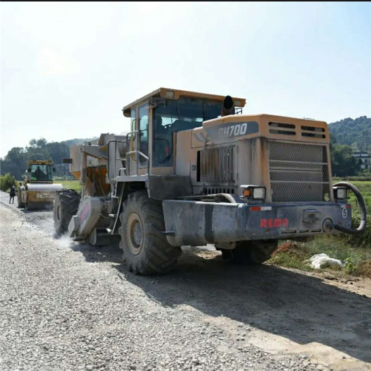 江西宜春省道水泥路面就地破碎项目